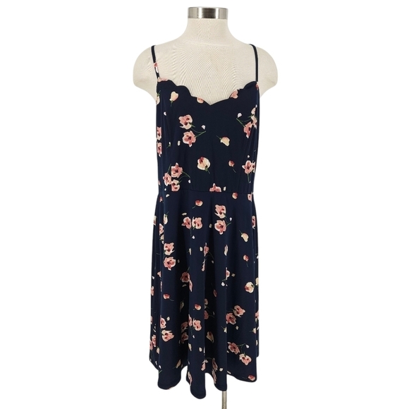 The General Good Dresses & Skirts - The General Good Sonya Fit Flare Dress Navy Blue Floral Scalloped VNeck Knit 1X
